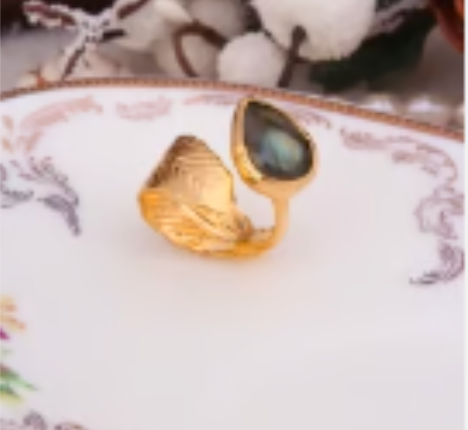 Bague - Bronze doré à l'or jaune - Pierres de soleil